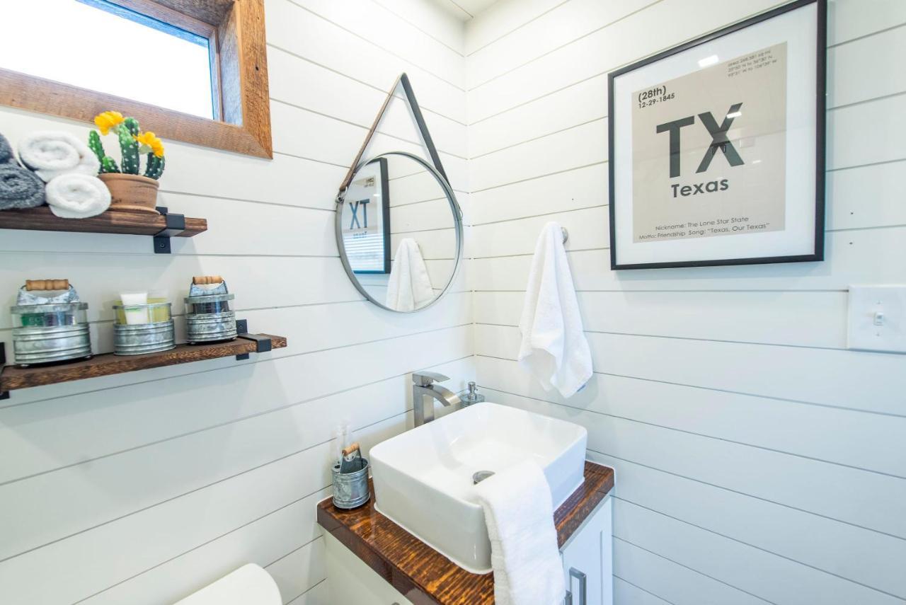 Vila New The Lone Star Shipping Container Fredericksburg Exteriér fotografie